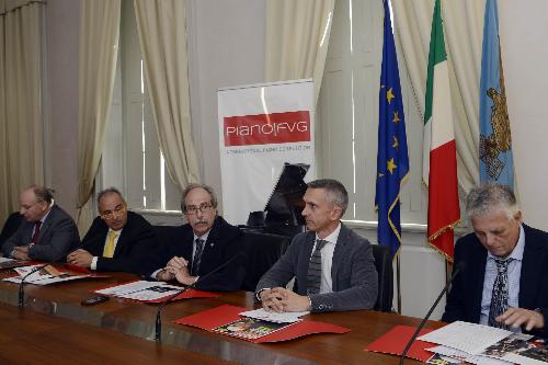 Gianni Torrenti (Assessore regionale Cultura, Sport e Solidarietà) alla presentazione del Festival pianistico internazionale "Piano|FVG 2017" - Trieste 31/10/2017 